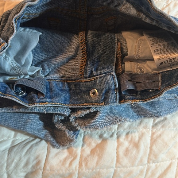 OLD NAVY Adjustable Waist Girls Denim Shorts Size 6 - Picture 4 of 4